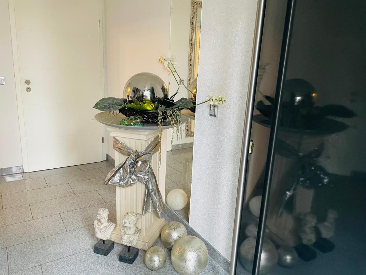 Limes Apartment -Uebernachten Am Limes- Rainau Екстериор снимка